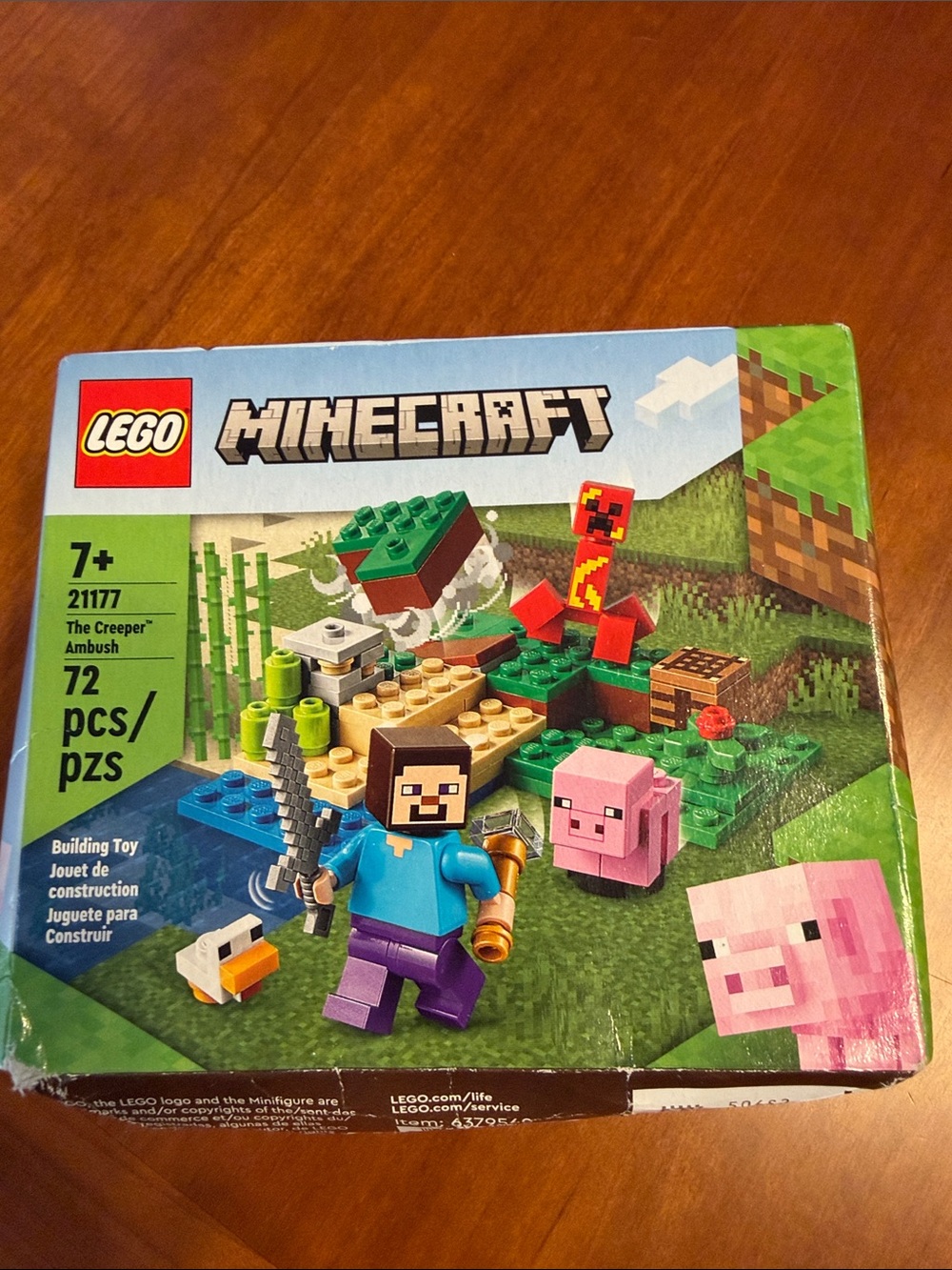 Lego Minecraft The Creeper Ambush new in sealed box